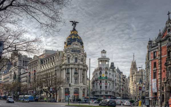 asuransi perjalanan ke spanyol