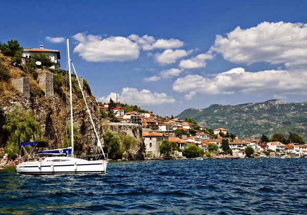 asuransi perjalanan ke eropa